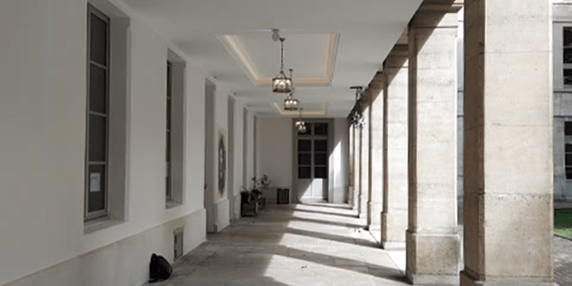 Rénovation de la cour d’honneur, Partie 2 – Paris